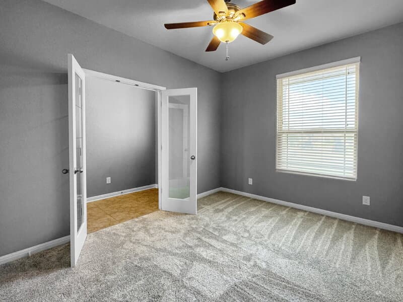 San Antonio House: 11307 Decidedly