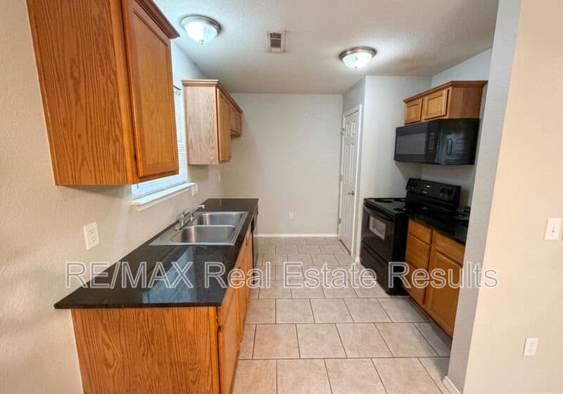 Bella Vista House: 5 Dolphin Ln