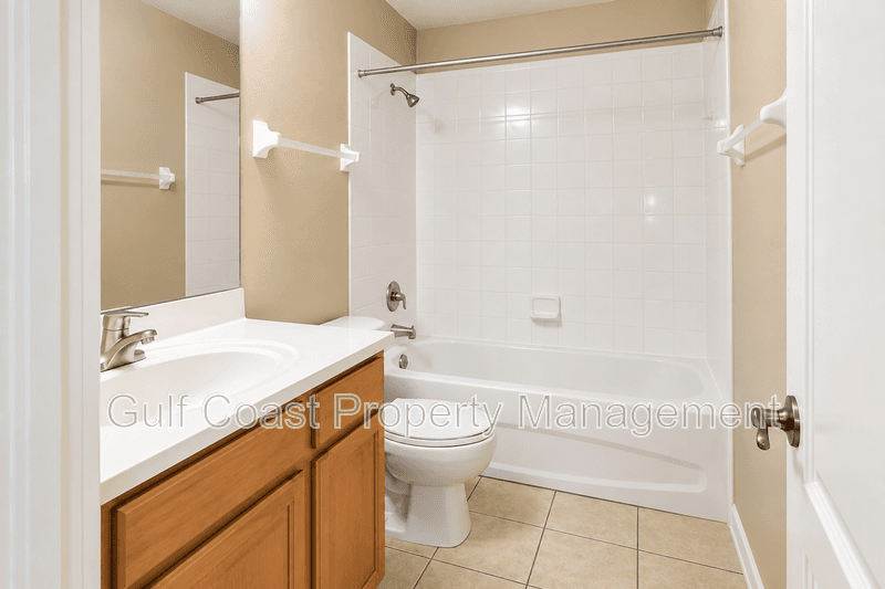 Bradenton Townhome: 233 Cape Harbour Loop