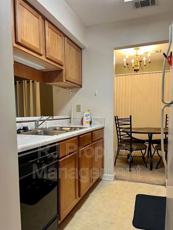 Memphis Condo: 5656 Encino Cv