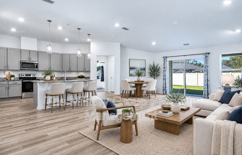 Jacksonville House: 6506 Sandler Lakes Drive
