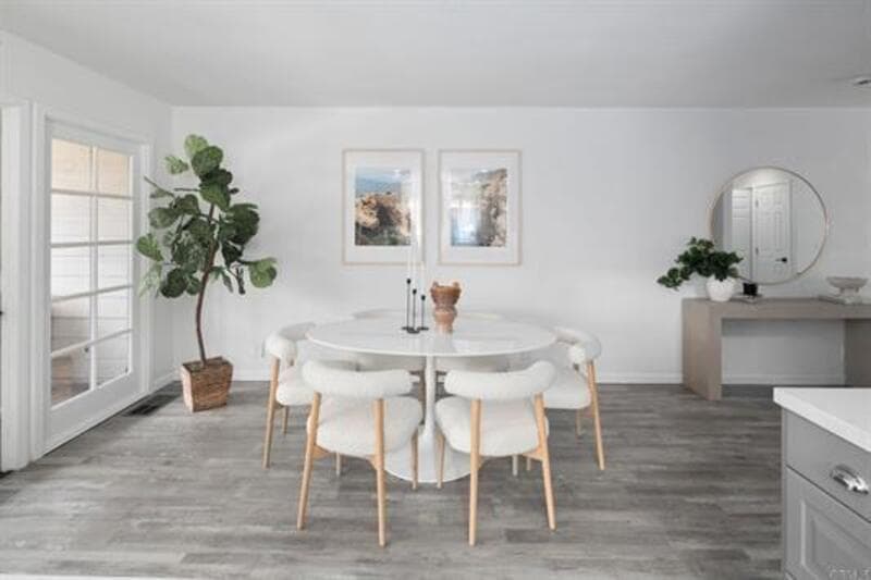 San Diego Townhome: 3711 Columbia Street