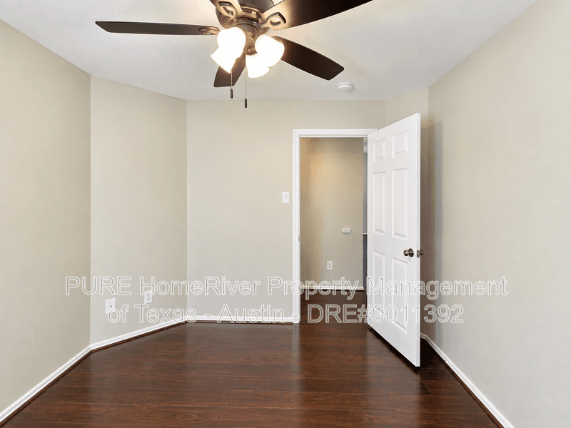 Round Rock House: 932 Monadale Trl