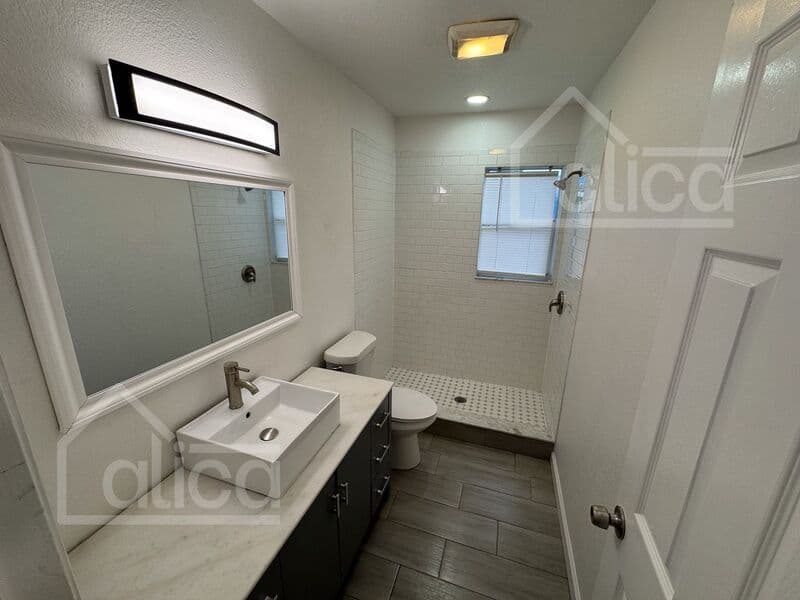 Palmetto House: 2701 13th Street W