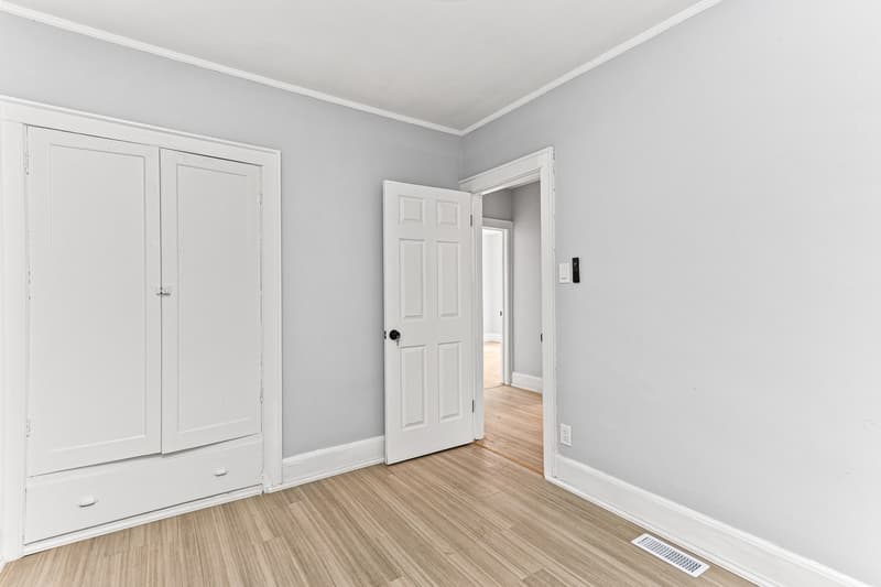Detroit Condo: 3239 Fullerton Avenue - 1 Lower