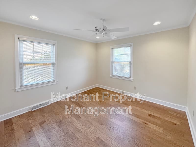 Greenville House: 4 Yarmouth Court
