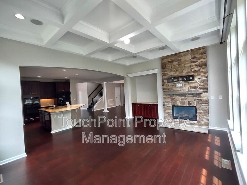 Charlotte House: 10114 Whiteburn Ct