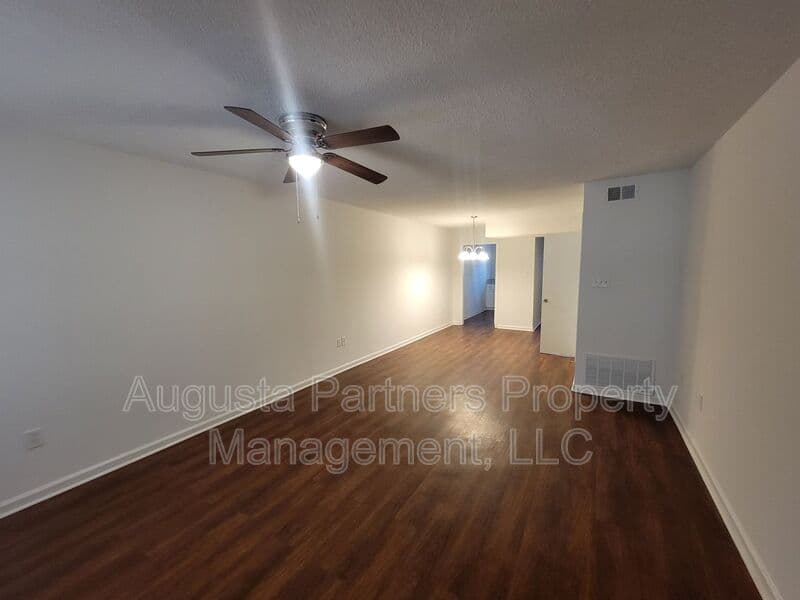 Augusta Condo: 777 Stevens Creek Road