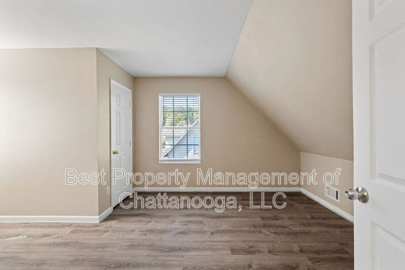 Ooltewah House: 5637 Tucker Rd