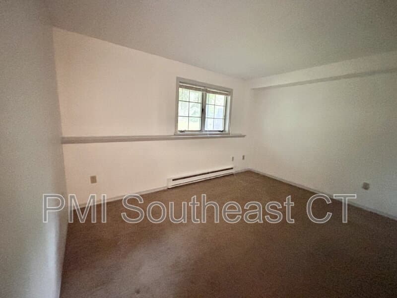 Jewett City Condo: 15 George St