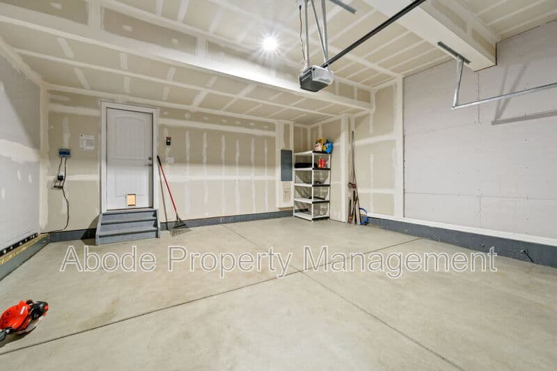 Greeley House: 1223 104th Avenue