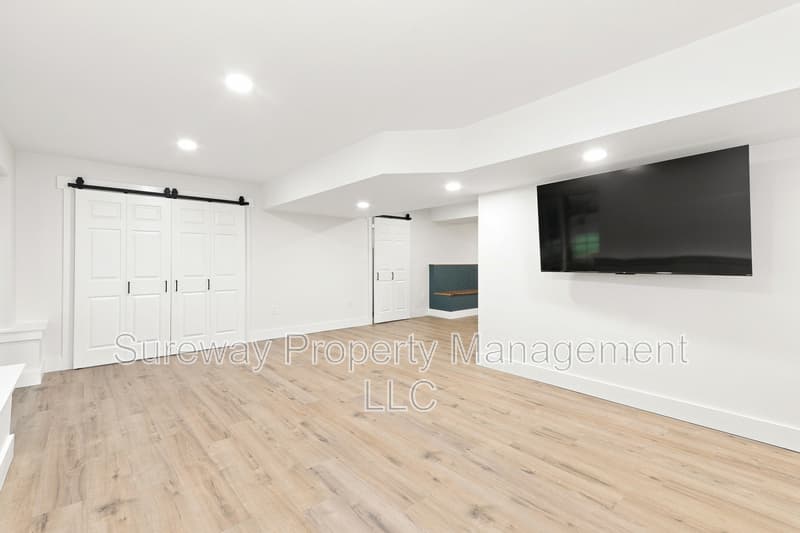 Pemberton House: 13 Grist Mill Ct