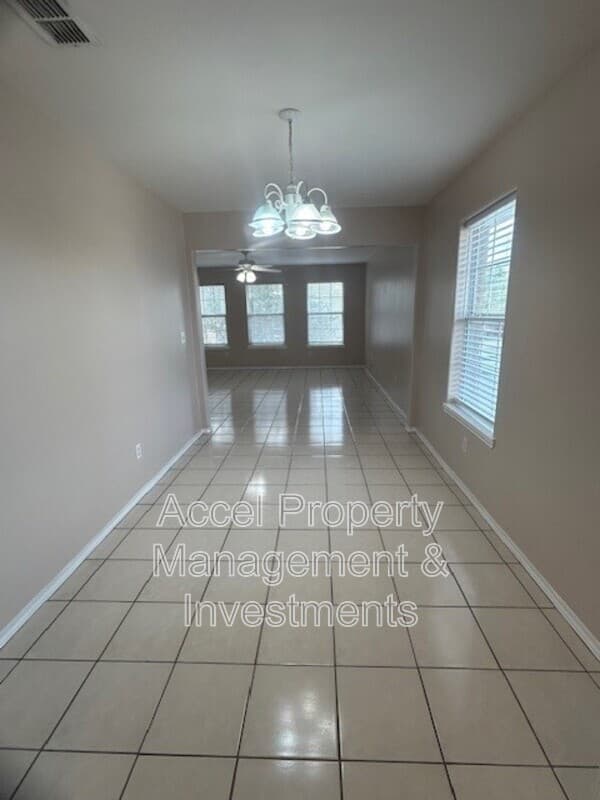 Mcallen House: 1522 W Nolana Avenue