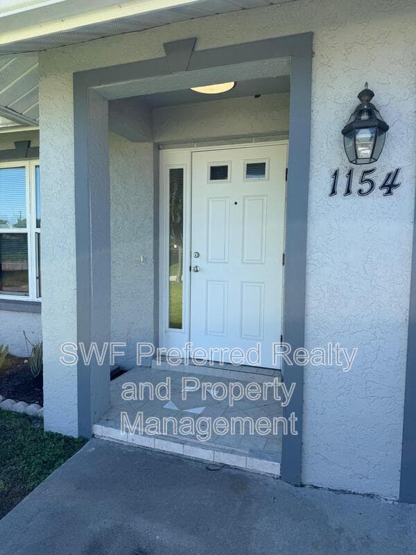Cape Coral Condo: 1152 Southwest 47th Terrace
