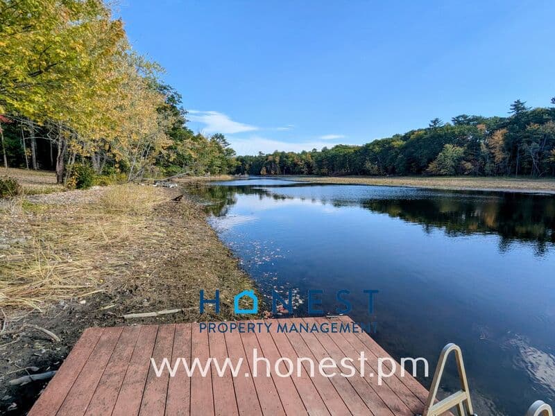 West Gardiner House: 107 Woodland Dr