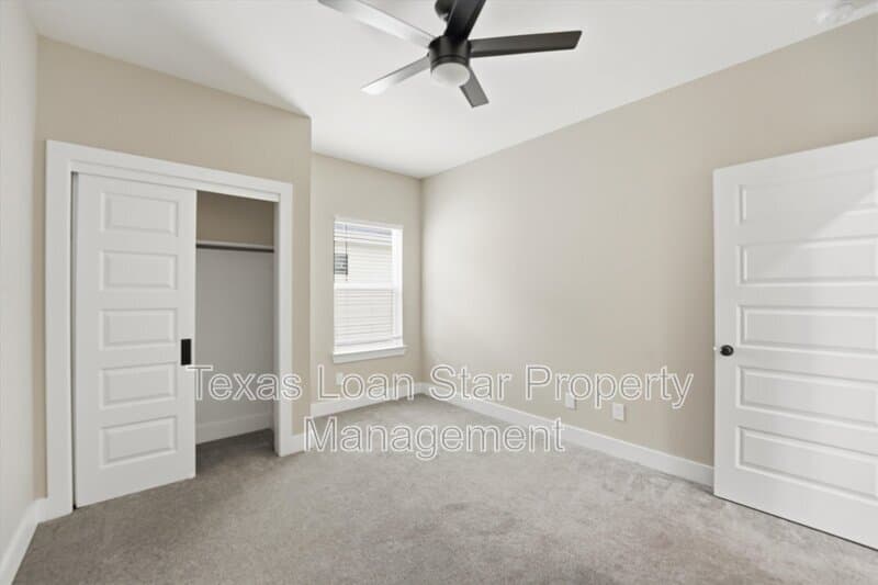 Houston Condo: 3107 Grassmere St