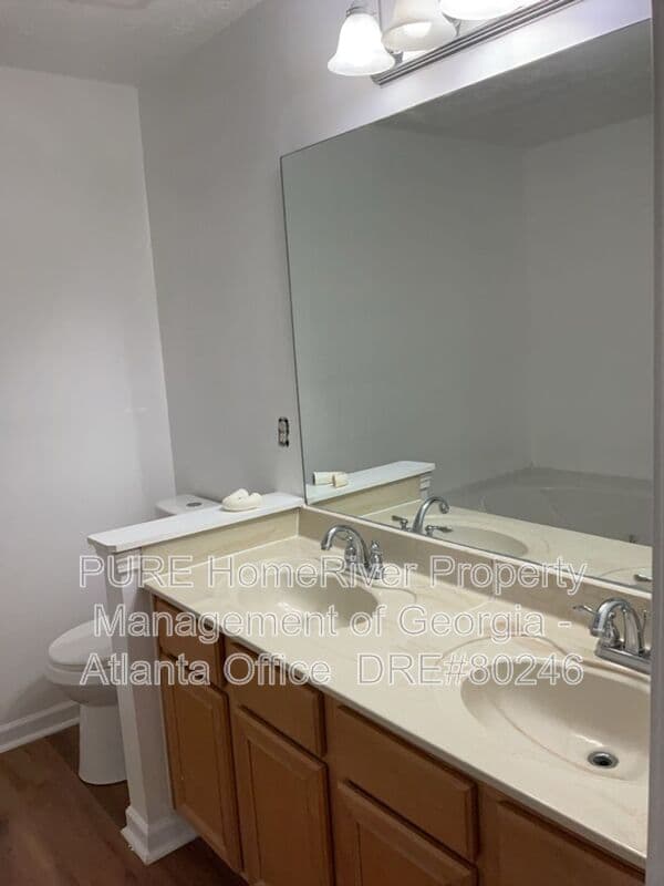 Avondale Estates Townhome: 768 Brookside Parc Ln