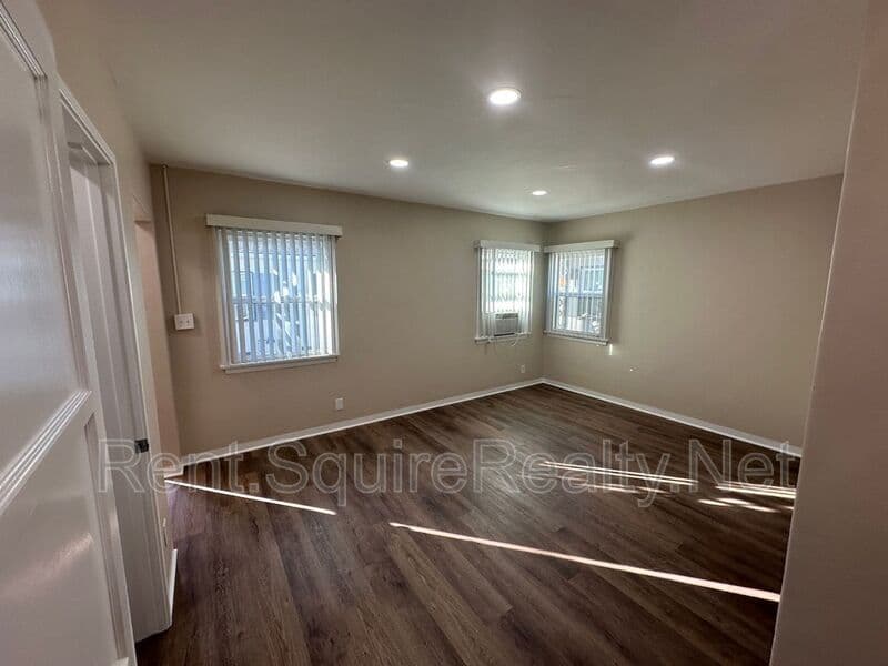 Azusa Condo: 901 N. San Gabriel Ave