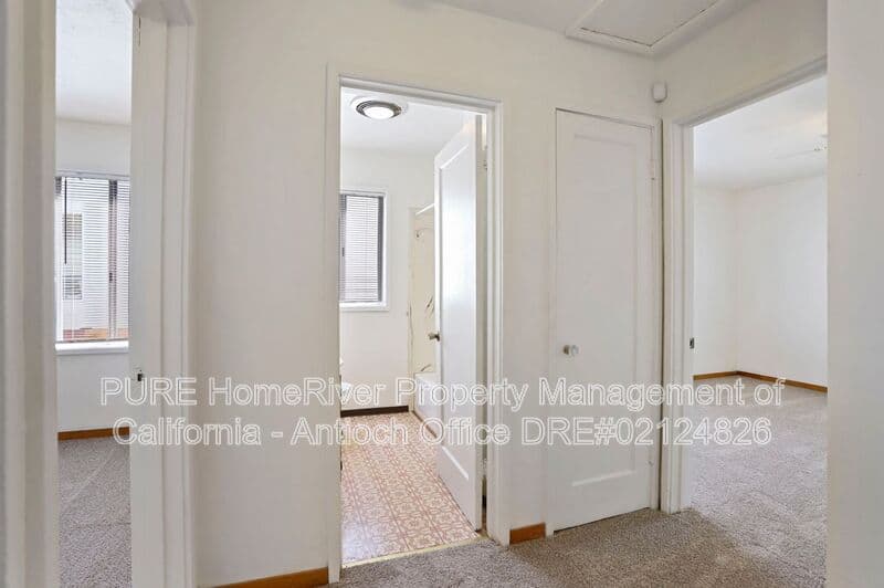 Antioch House: 322 W. Madill Street