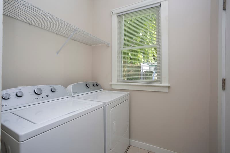 Willimantic House: 73 Maple Avenue