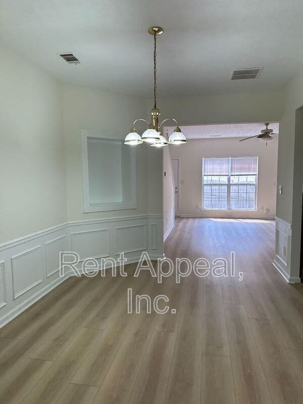 Duluth House: 3816 Dandridge Way