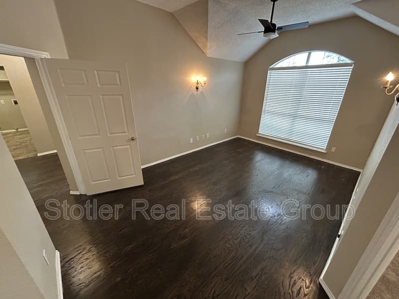 Arlington House: 6720 Tabor Drive