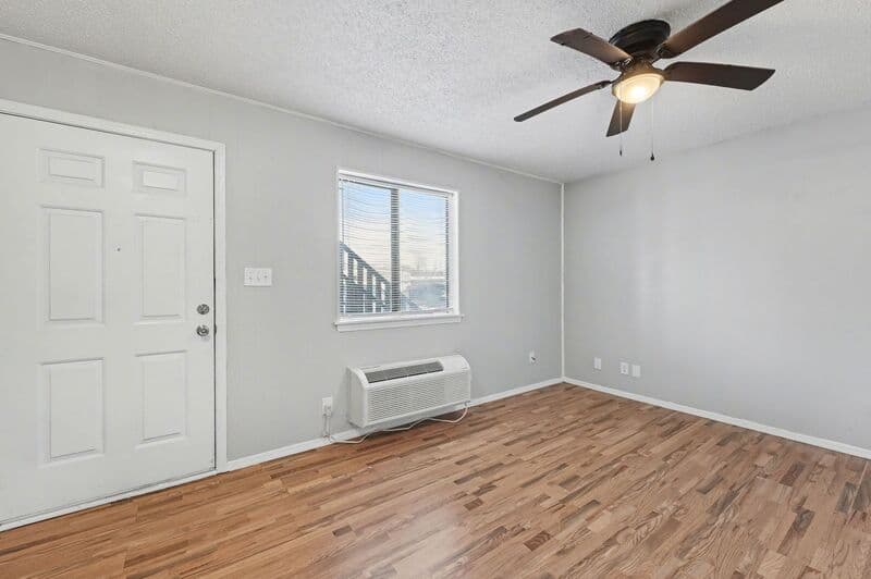 Fayetteville Condo: 1045 Happy Hollow