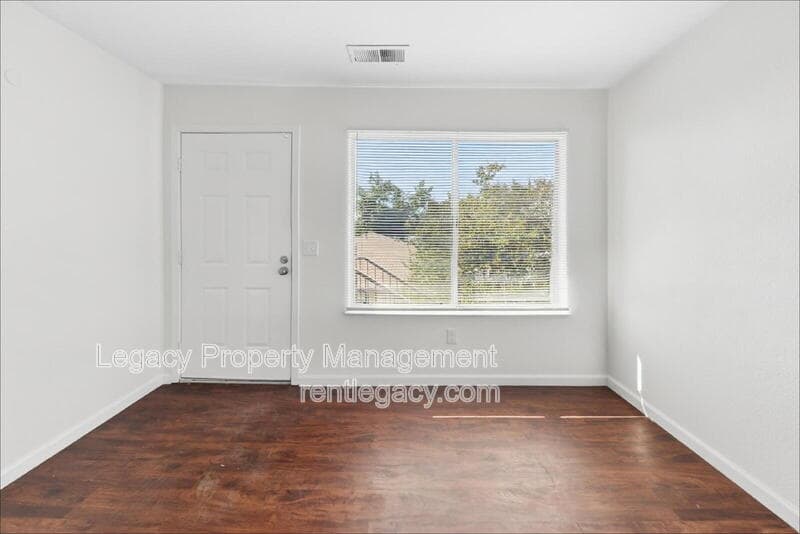 Sacramento Condo: 2630 Darwin St