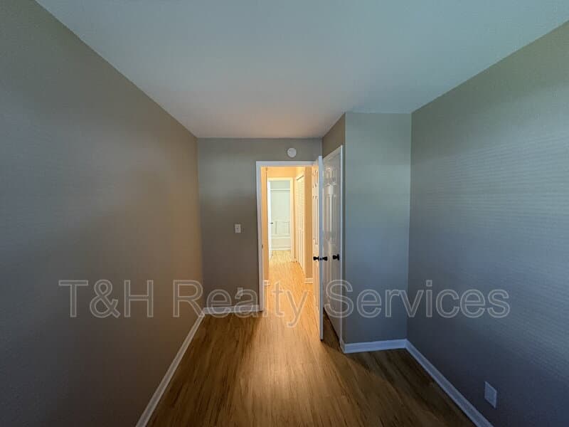 Indianapolis House: 2649 Ebbie Road