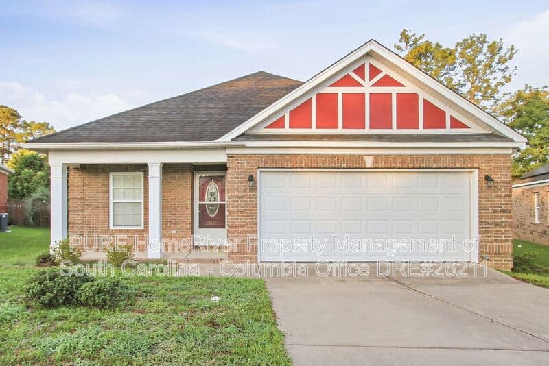 Lexington House: 288 Hollingsworth Ln