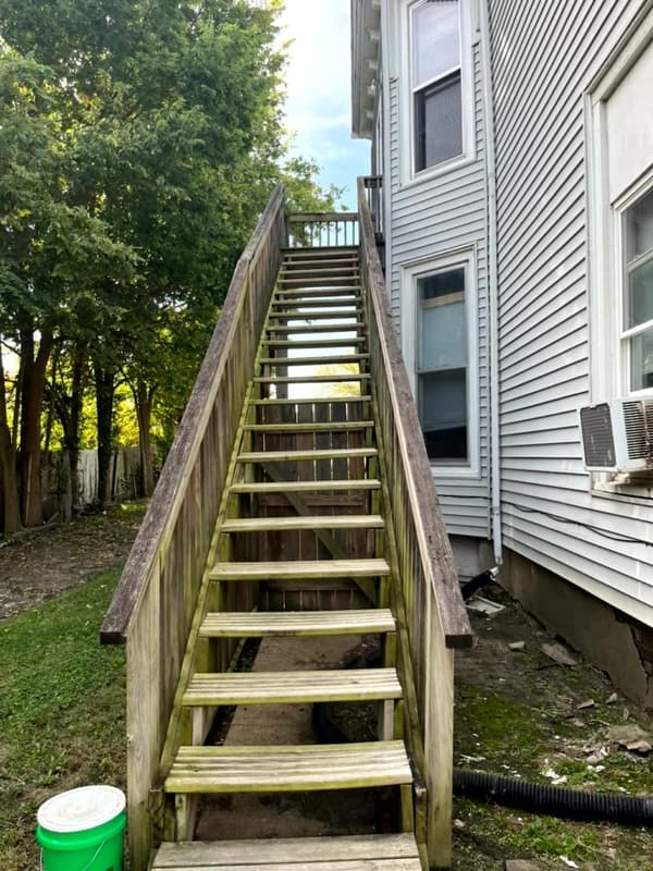 Bloomington Condo: 407 East Monroe Street - 2