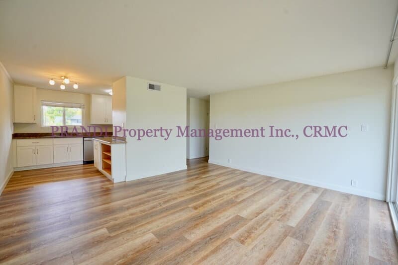 Tiburon Condo: 20 Circle Dr