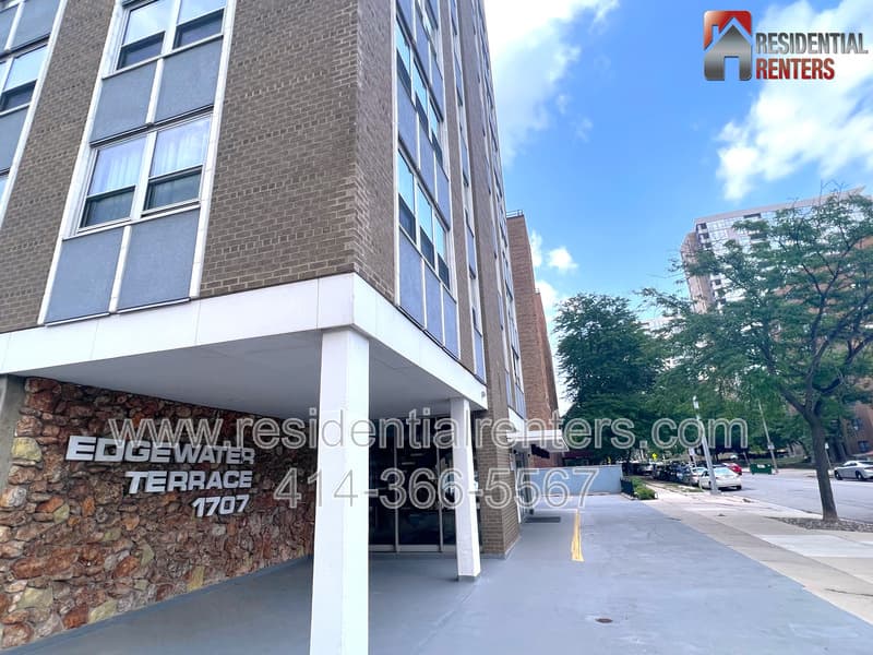 Milwaukee Condo: 1707 N Prospect Avenue