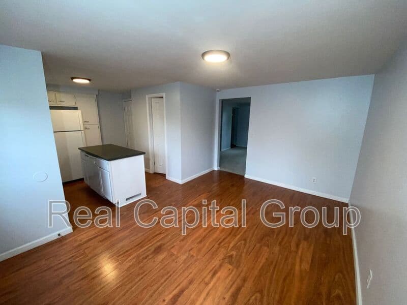 Cheektowaga Condo: 5 Hillwood Dr