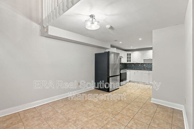 Cincinnati House: 2126 Gilbert Ave.