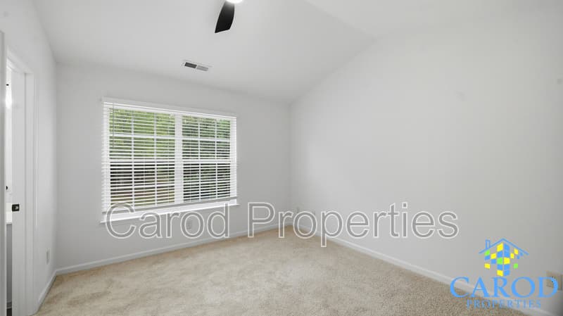 Greensboro Townhome: 302 Bridford Downs Dr.