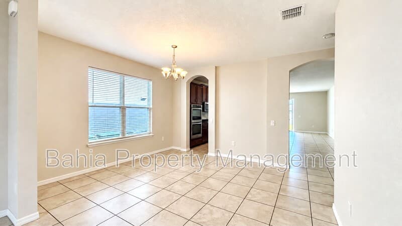 Orlando House: 14153 Dove Hollow Dr