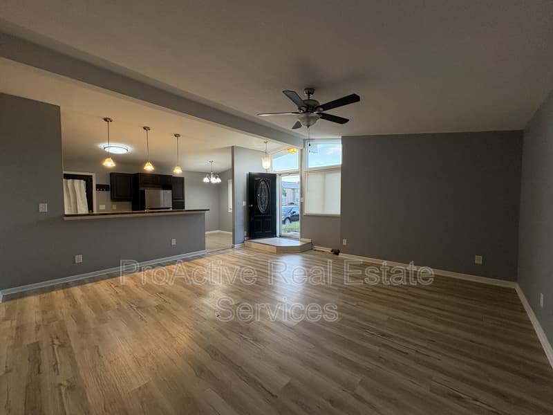 Virginia Beach House: 1021 Mineola Dr