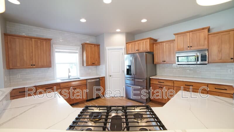 Liberty Lake House: 24999 E Ludlow Ave