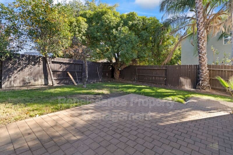 Manteca House: 1618 Matterhorn St.