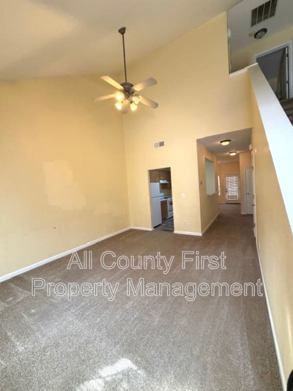 Lithonia House: 1368 Rogers Trce
