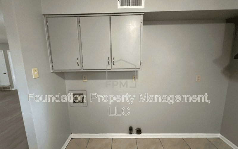 Horn Lake House: 3130 Normandy Drive