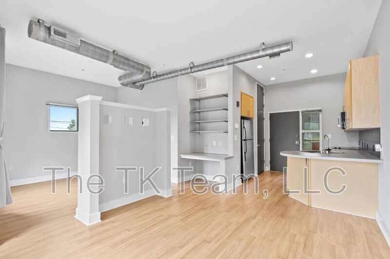 Charlotte Condo: 514 W 10th Street