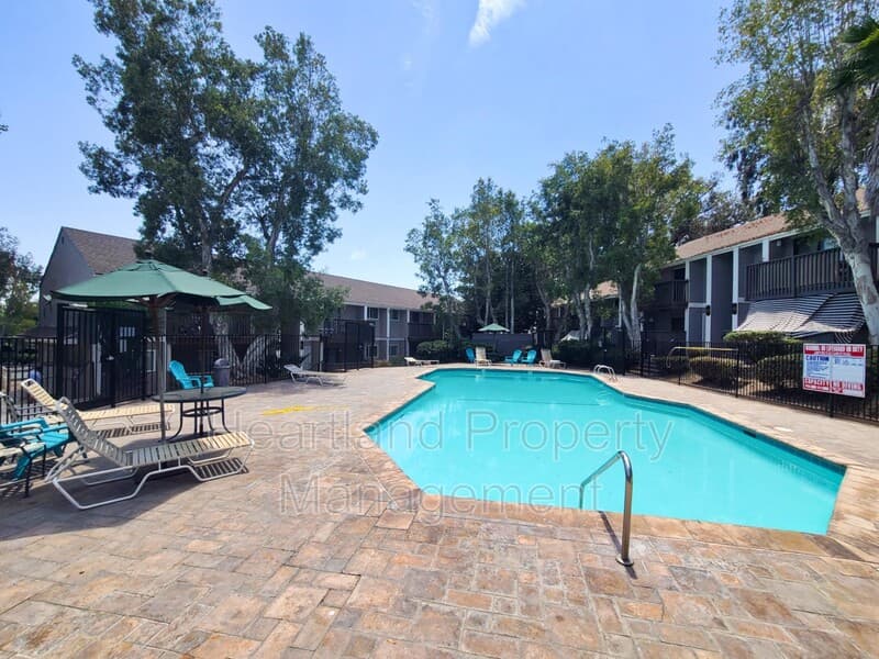 San Diego Condo: 6333 College Grove Way