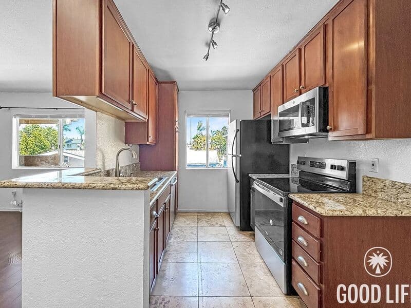San Diego Condo: 4377 Wilson Ave