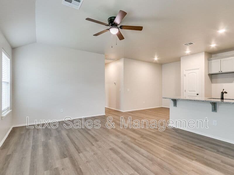 Oklahoma City House: 10541 Lawson Place Rd