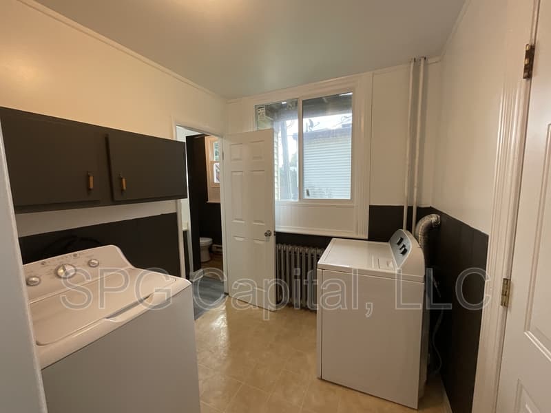 York Condo: 618 Salem Ave, York - 1st Fl