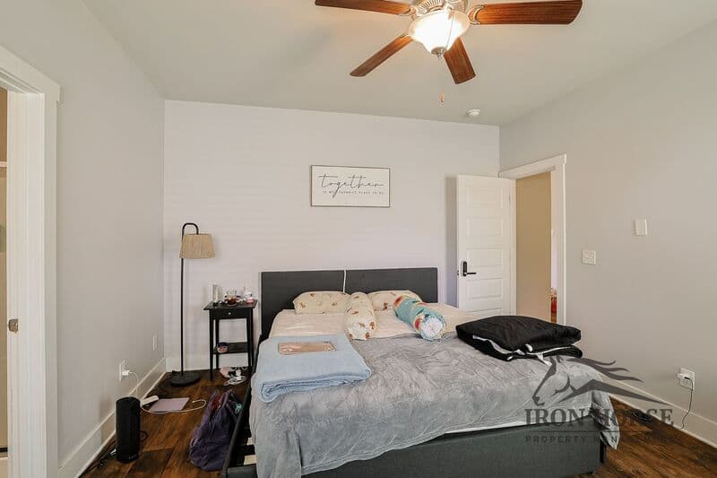 Athens House: 484 Park West Blvd