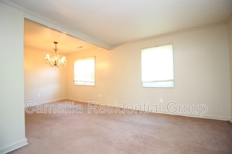 Birmingham House: 1240 Rayfield Drive