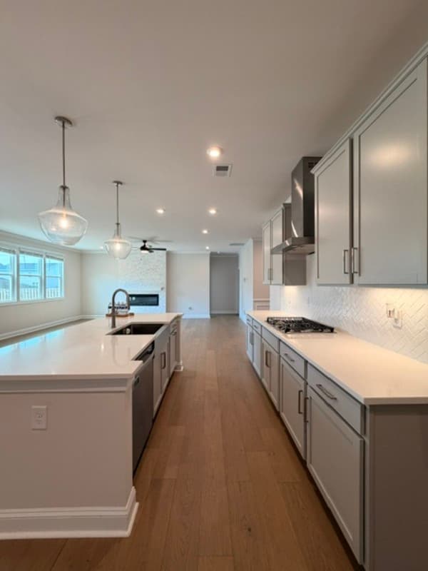 Lexington House: 3046 Snail Seed Trail